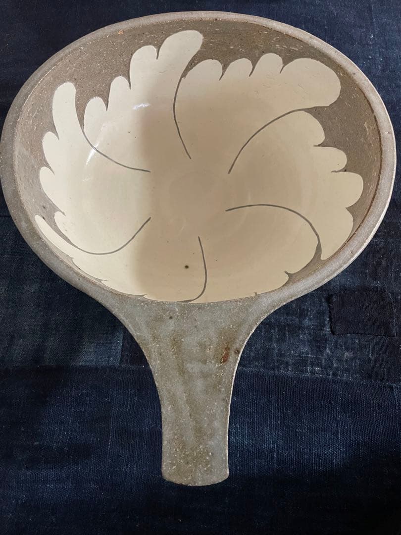 山本教行さん　灰釉掻落手付鉢　レア