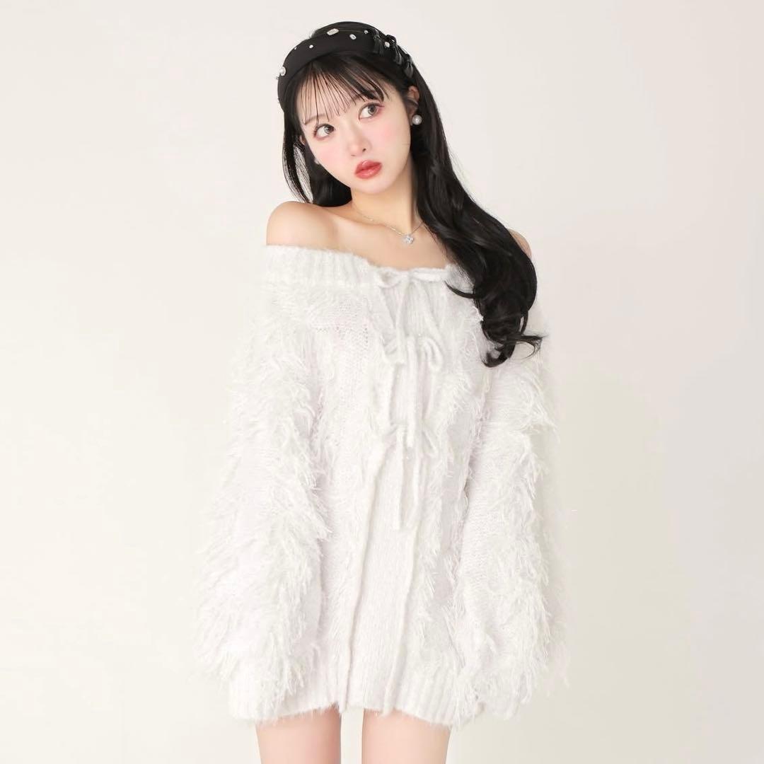 M me eme エムミーエメ　フリンジニットワンピース