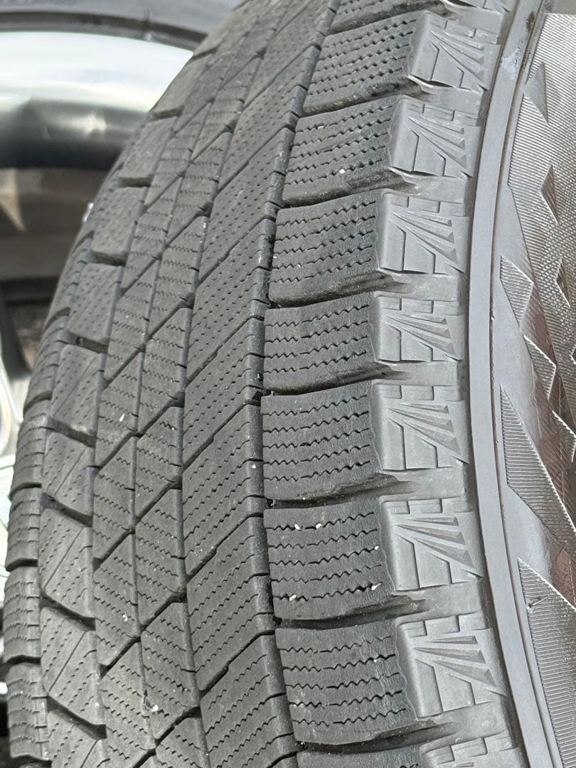 レクサスLS600h純正アルミ&B/Sスタッドレス4本空気圧センサー付き　専用‼️