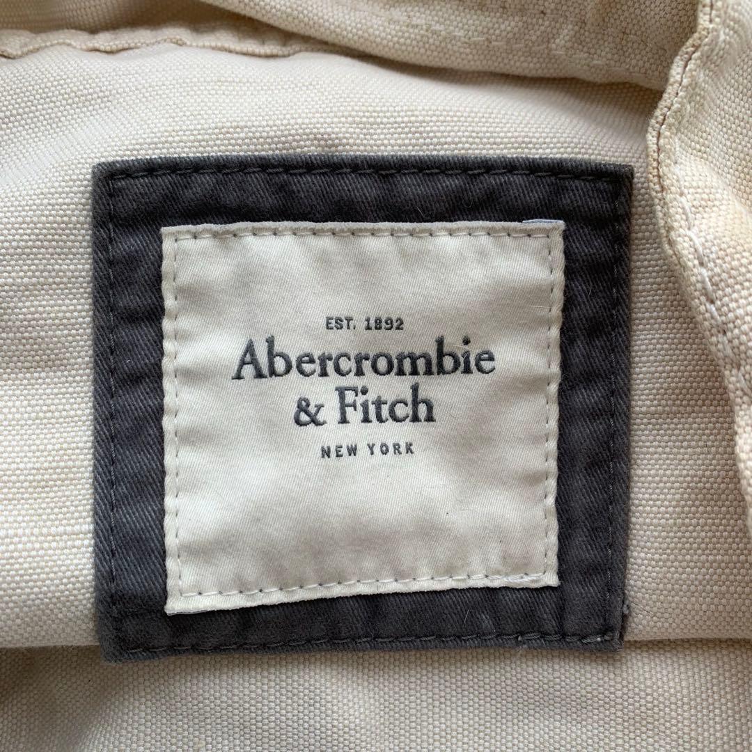 Abercrombie & Fitch ニュースペーパーバッグ