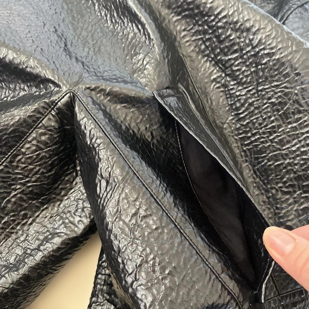 a*i様 黒いレザージャケット オーバーサイズ クロップド丈