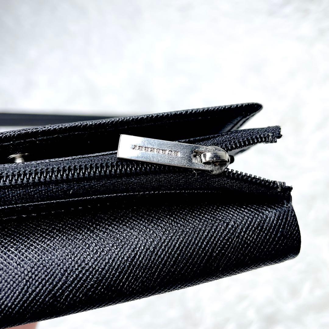 極美品✨ BURBERRY バーバリー チェック柄 型押し 二つ折り 財布