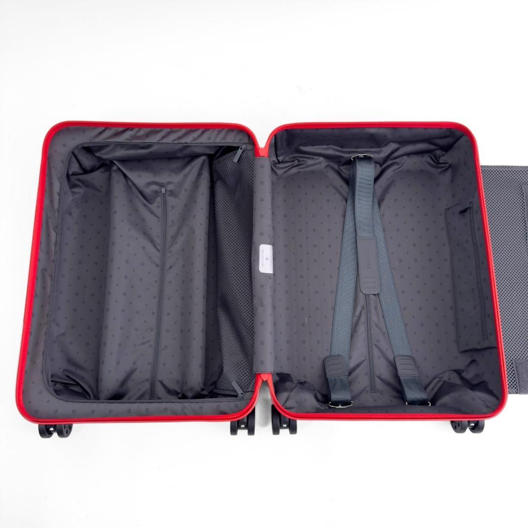 未使用 生涯保証 リモワ エッセンシャルキャビン 36L 機内持ち込み 4輪