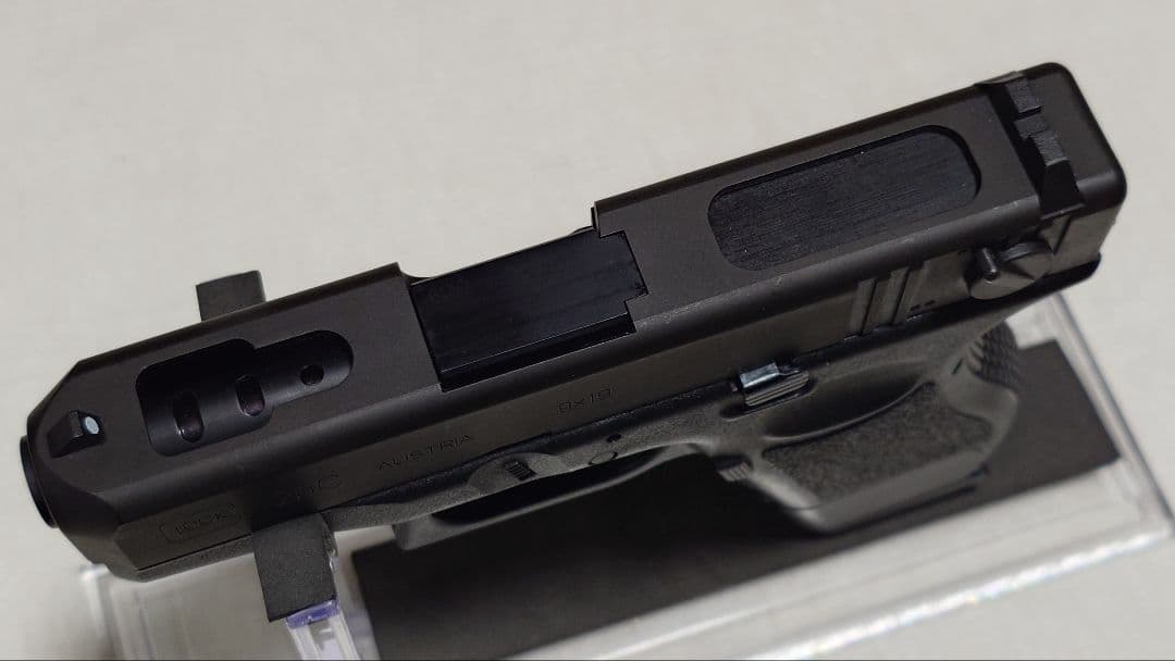 KSC G26C ガスブローバックピストル　フルオート可能　　未使用に近い最新版