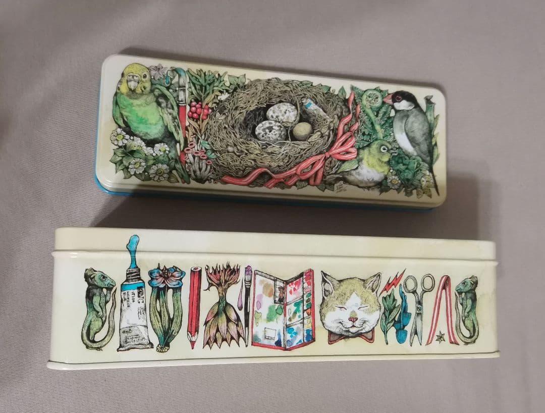 2016年ヒグチユウコ×ホルベイン ブリキ角缶