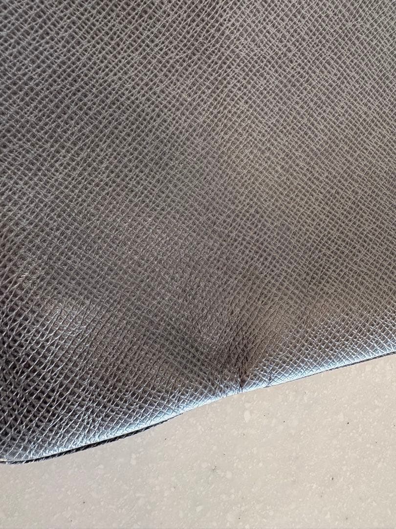 LOUIS VUITTON グレー メッセンジャーバッグ