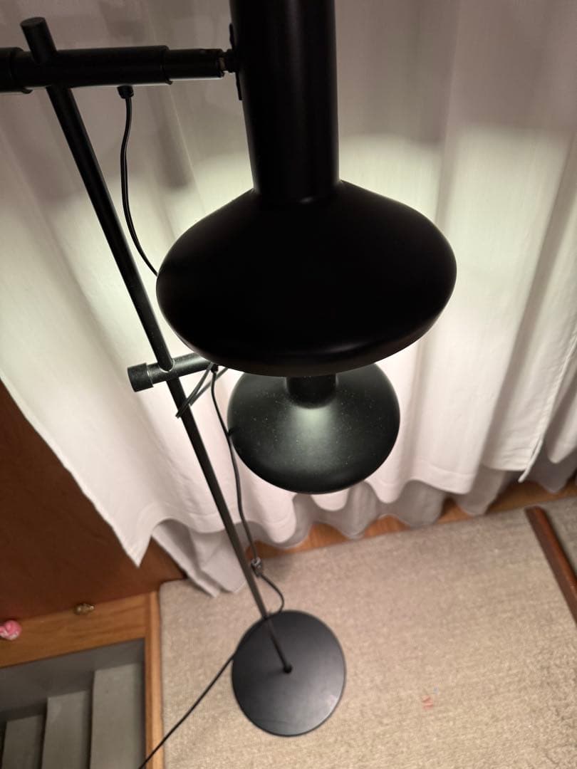 ボーコンセプト　フロアランプ　デュオ