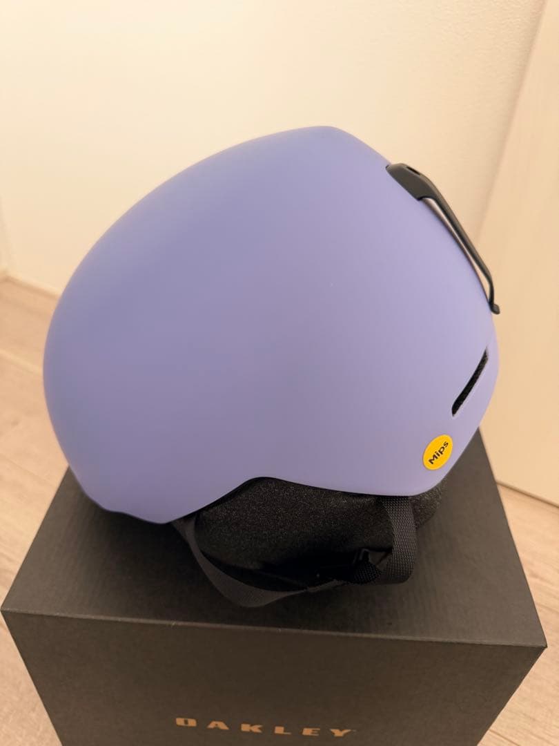 希少色！オークリヘルメットMOD1 - MIPS - Asia Fit