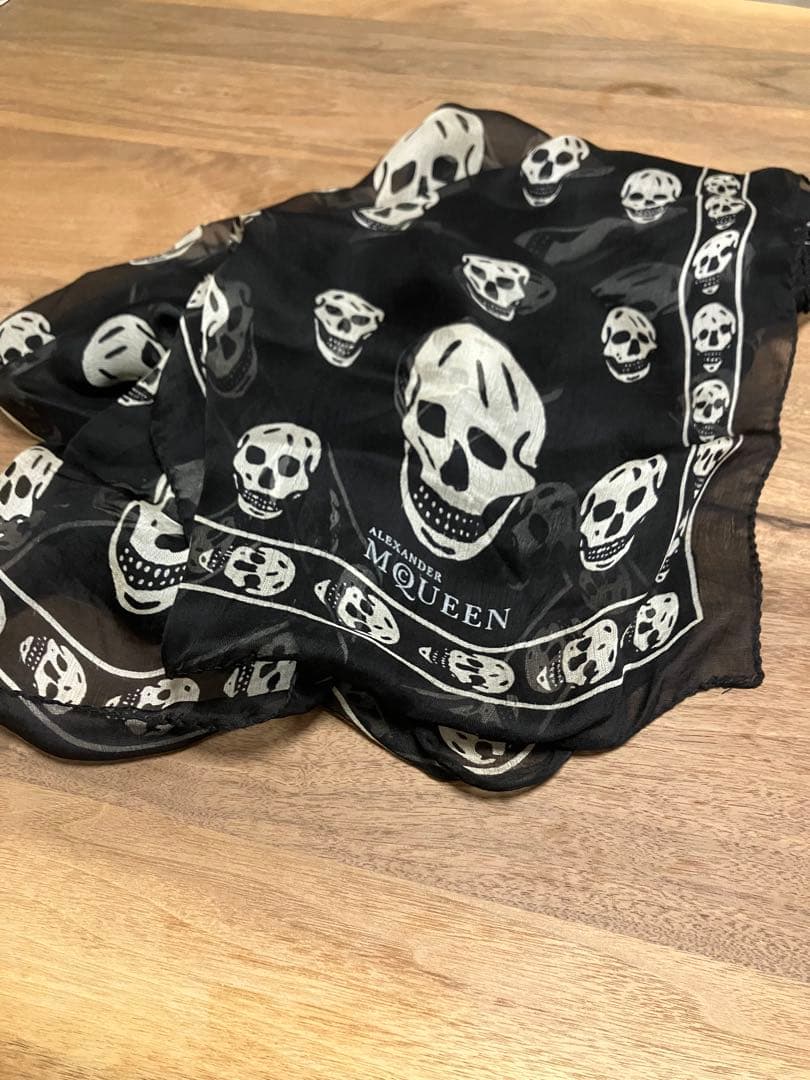 Alexander McQueen アレクサンダー・マックイーン スカーフ