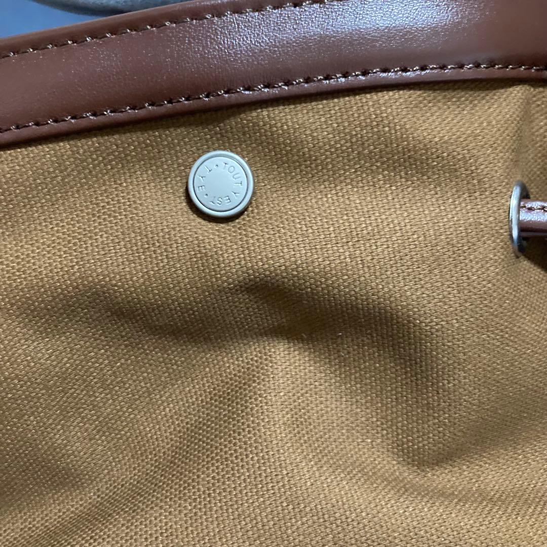 TOUT Y EST ブラウン トートバッグ