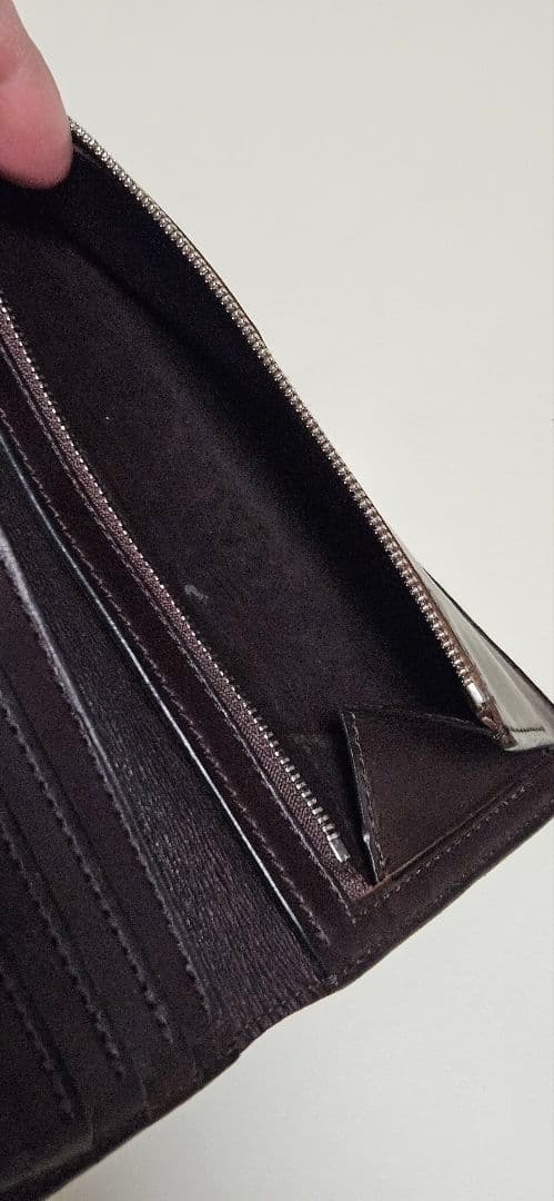 ワイルドスワンズ長財布