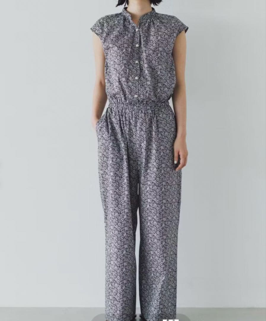 北欧暮らしの道具店　リバティ　オールインワン　　　　ブラック　S