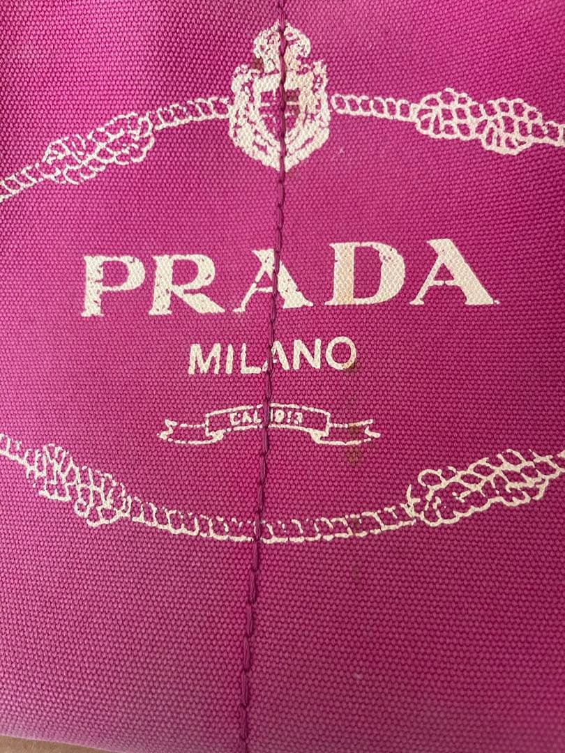 PRADA ピンク カナパ