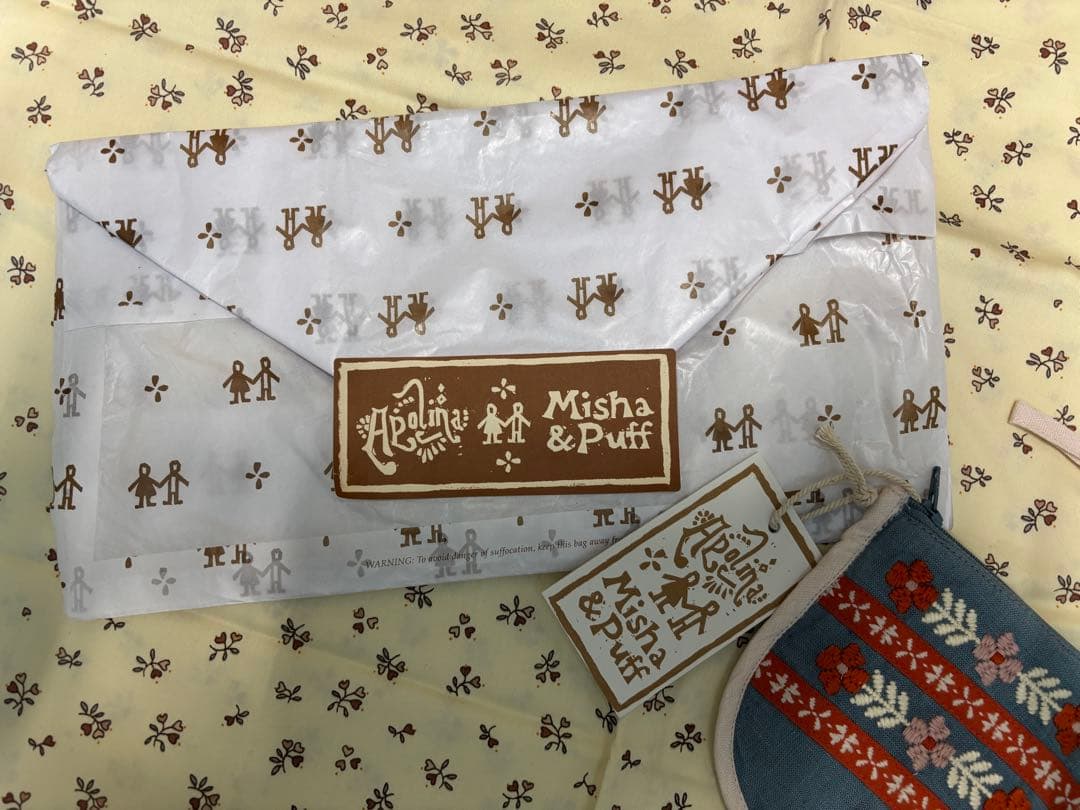 最終値下げMisha & Puff ×Apolina 刺繍ポーチ ブルー
