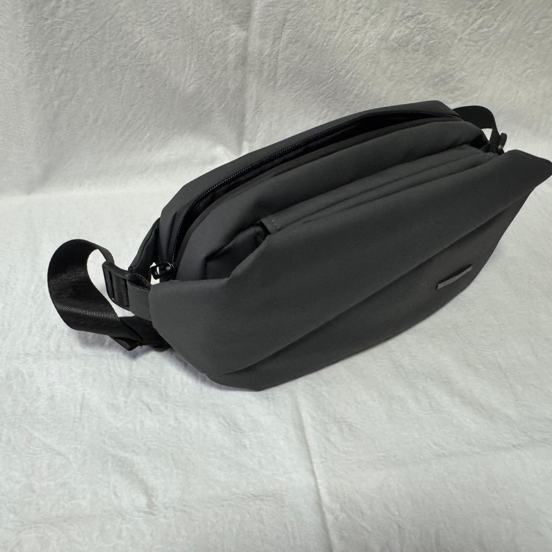 防水アクティブボディバッグ【QUICK PACK TRASPO 9】グレー