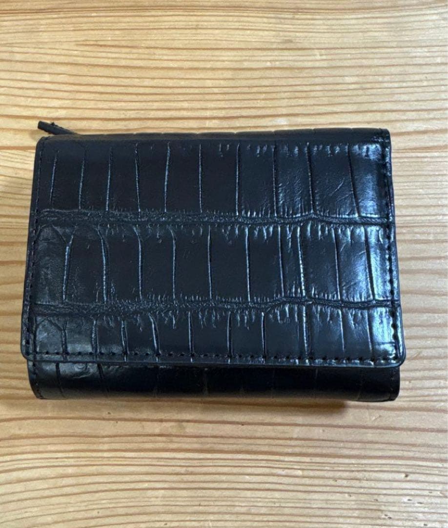 新品 本革 クロコダイルレザー 二つ折り財布 ブラック