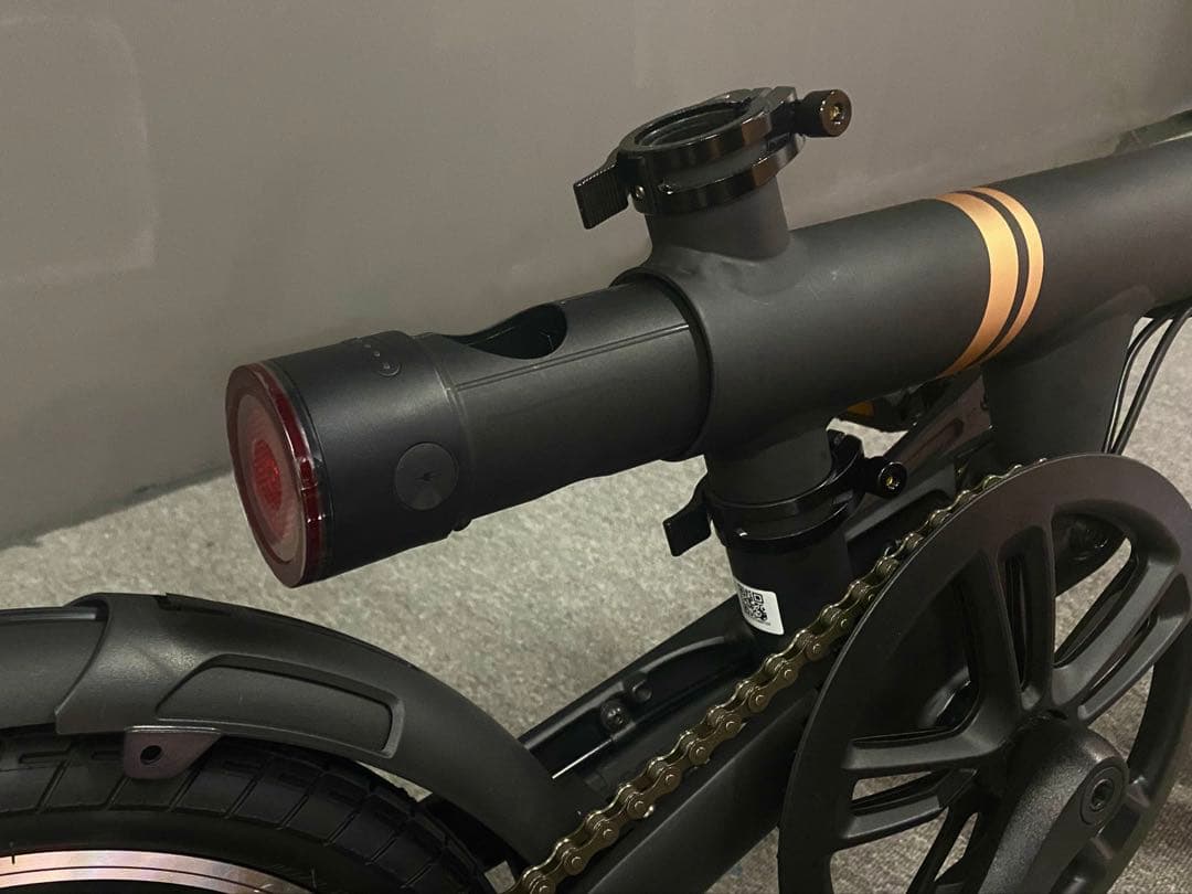 【美品】新品 超軽量 Xiaomi開発 電動アシスト折りたたみ 自転車 内蔵電池