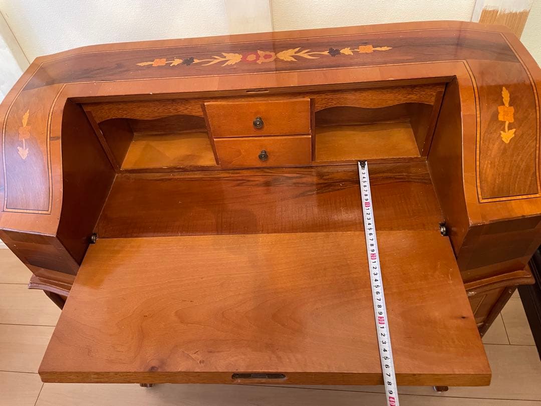 ライティングビューロー　アンティーク　家具　西洋　キャビネット