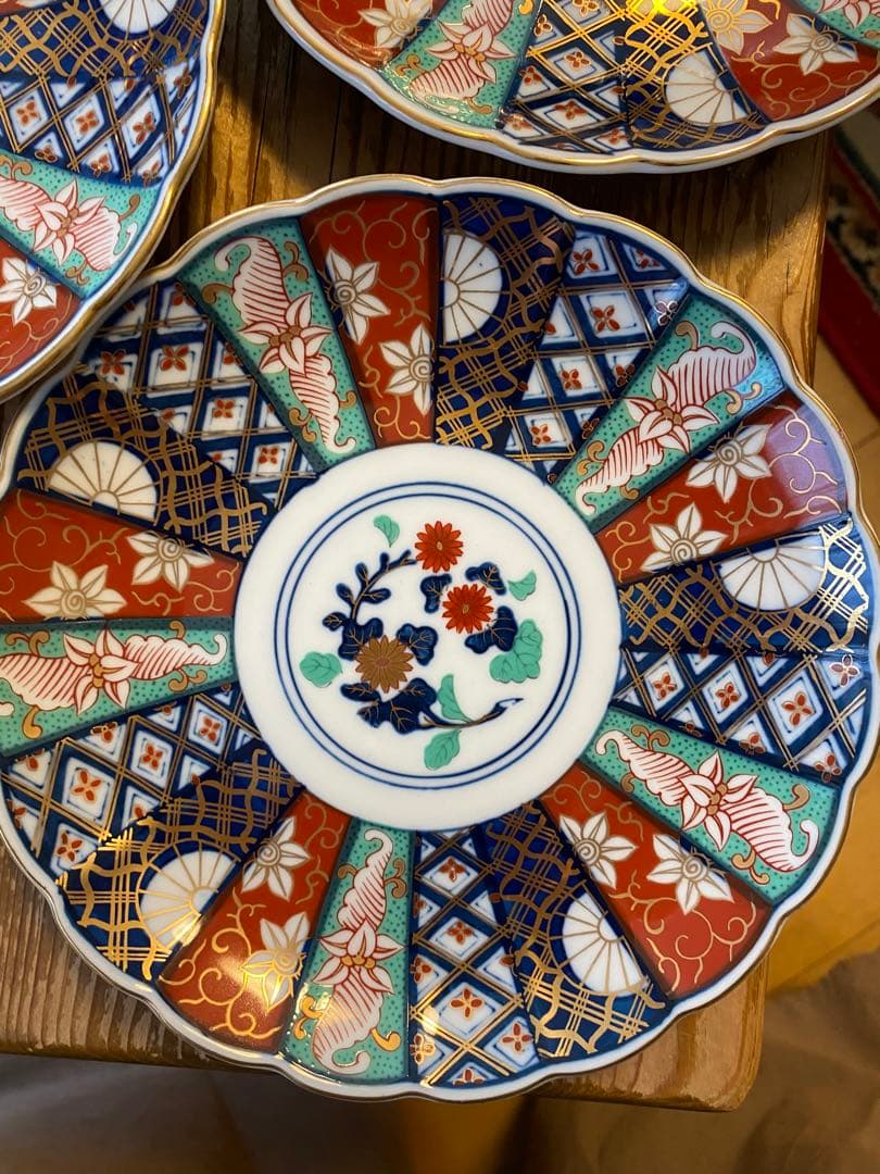 有田焼 葵窯　古伊万里様式 金彩菊紋 中皿5枚