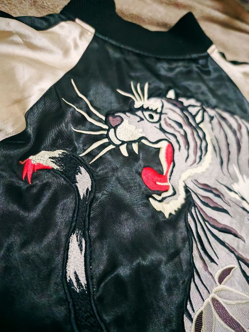 VOMANIE 日本限定 虎 サテン スカジャン big size 珍品