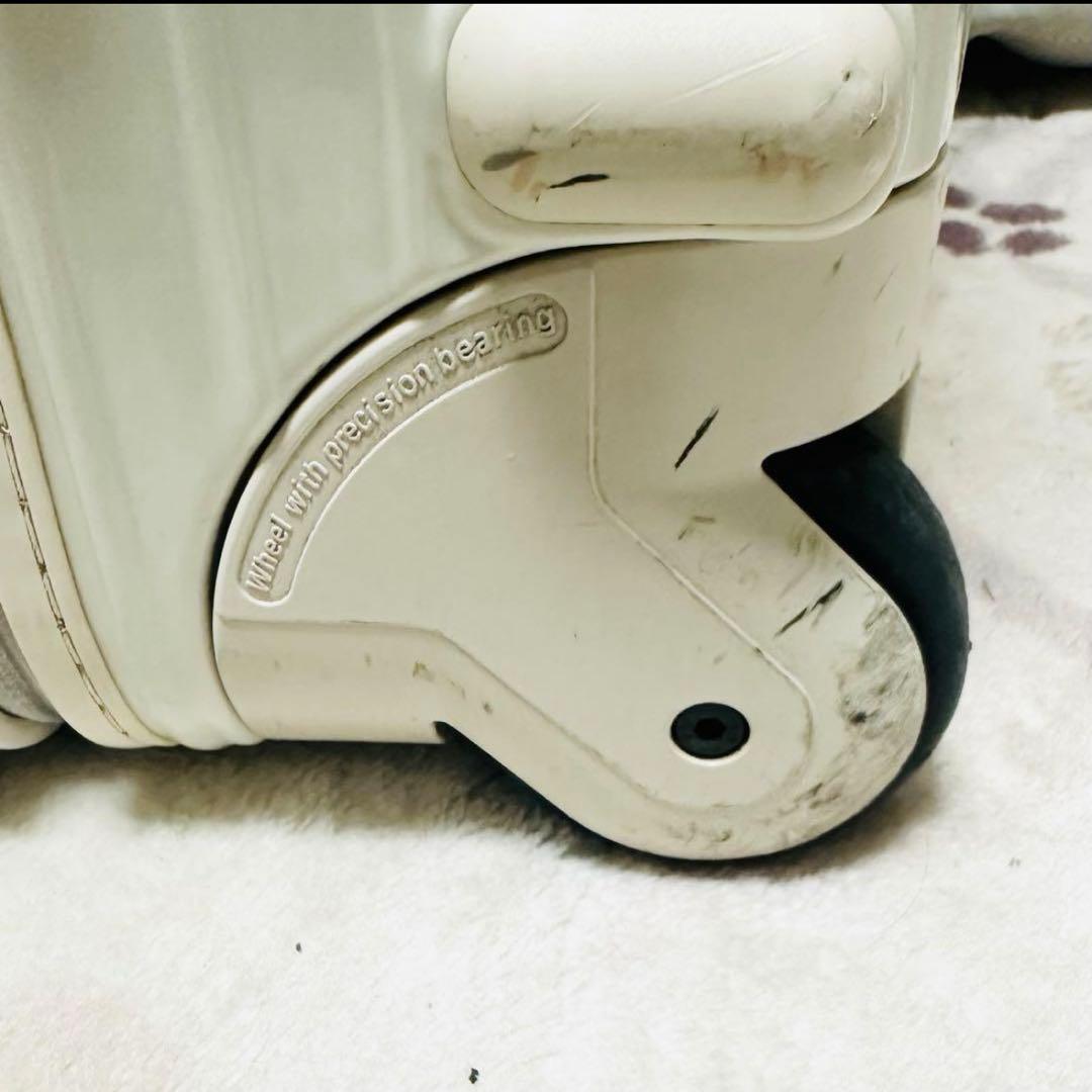 RIMOWA ユナイテッドアローズ サルサ 32L 機内持ち込み 2輪 エクリュ