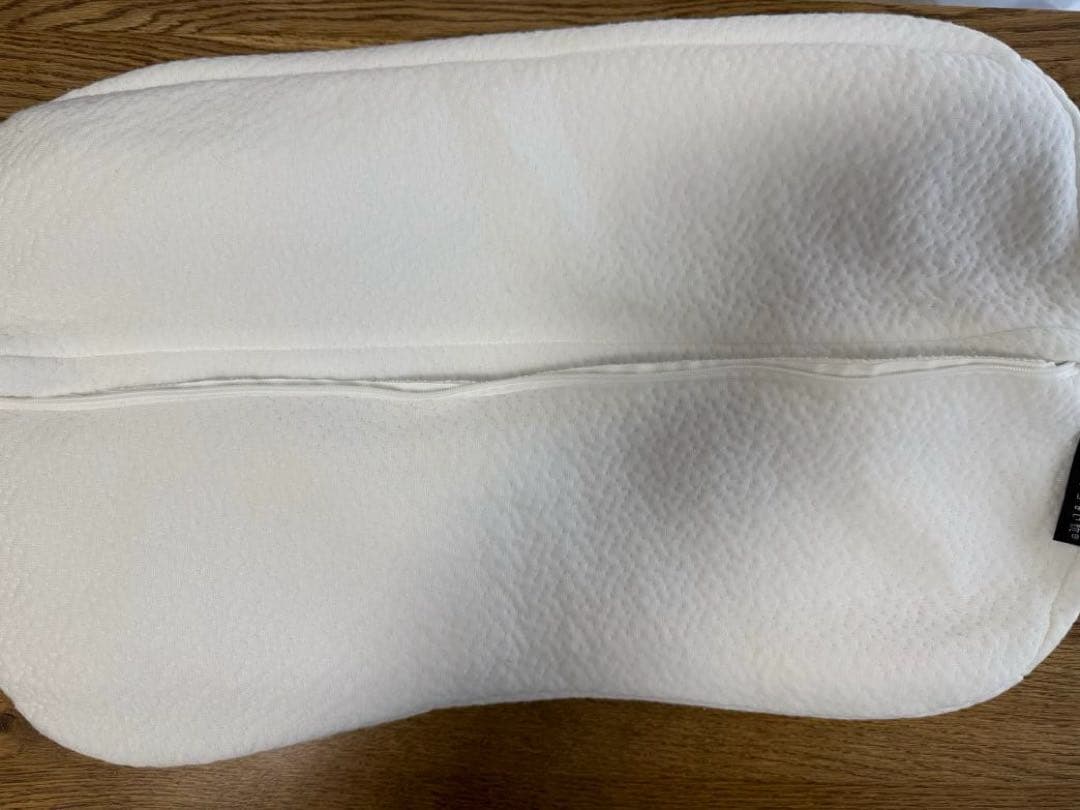 yuki　美品※ヒツジのいらない枕プレミアム