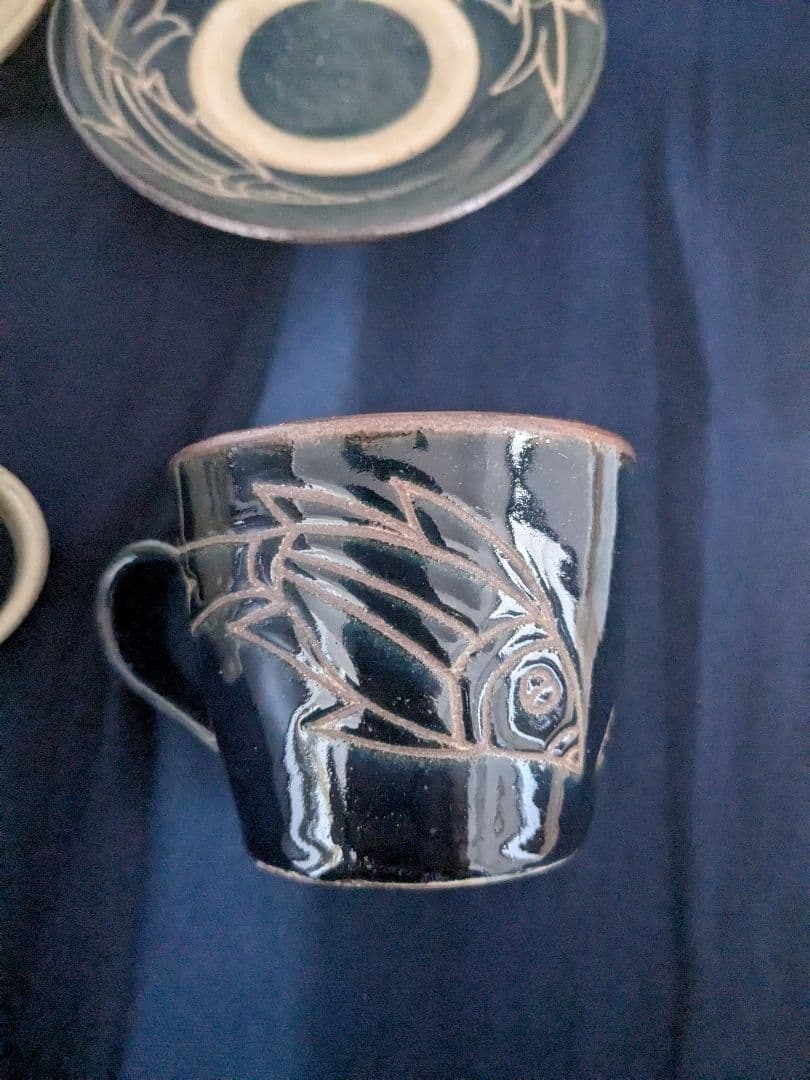 沖縄やちむんカップ＆ソーサーとお皿セット【金城敏男氏・宮城須美子氏作】