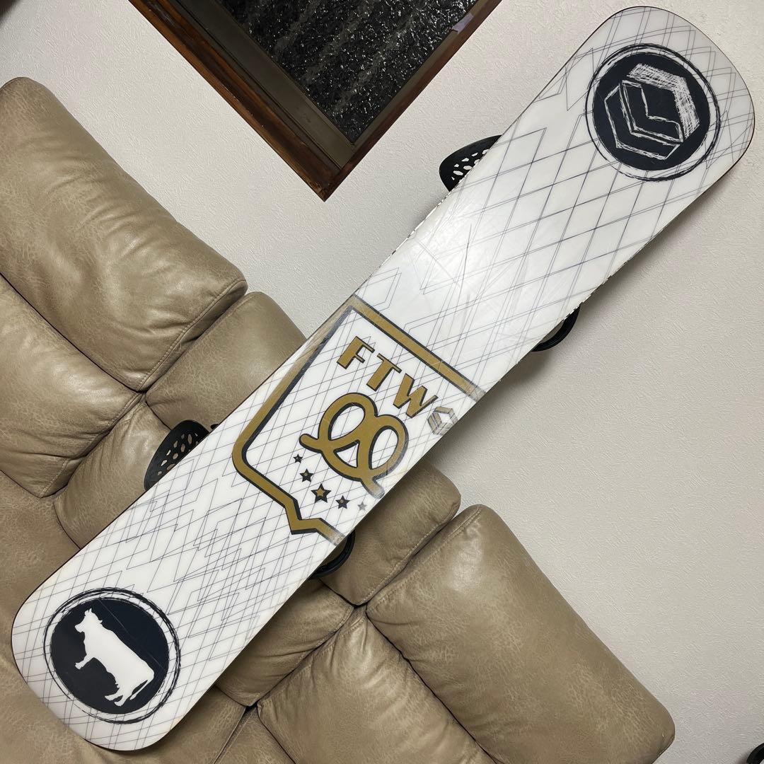 グラトリ専用機 FNTC（FTWO ）TNT 150 × FLUX PR