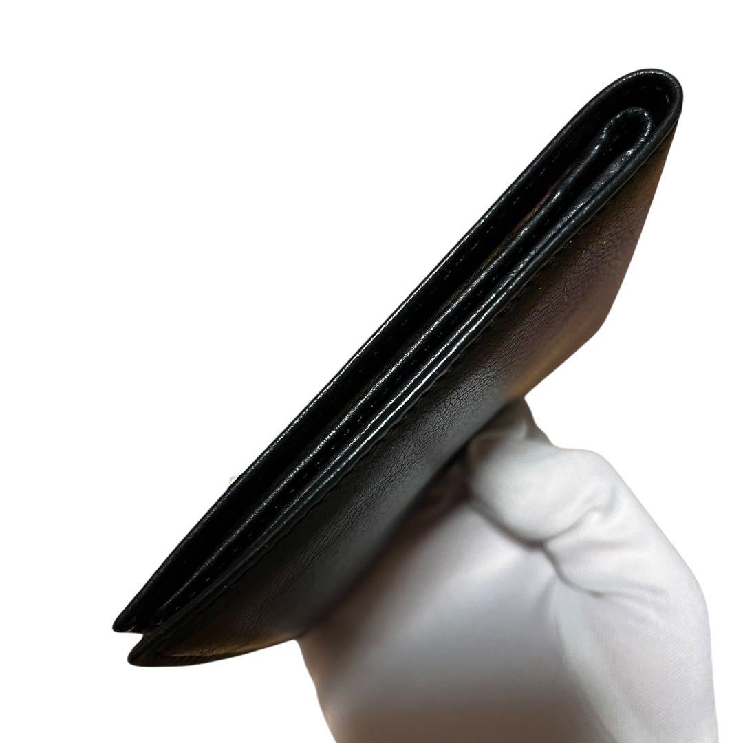 未使用✨バーバリー　ロゴ型押し　財布　二つ折り　ブラック　本革　ノバチェック