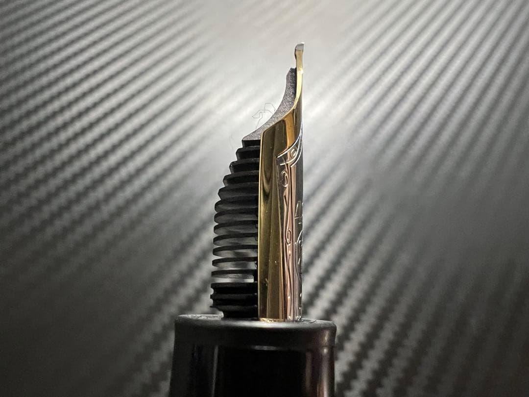 モンブラン マイスターシュテュック ル・グラン 146 万年筆 中白 EF 極細