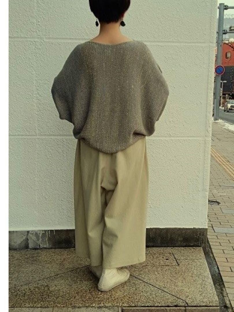 ヨーガンレール　多色の彩り豊かな柔らかたっぷりゆったりニット　ババグーリ