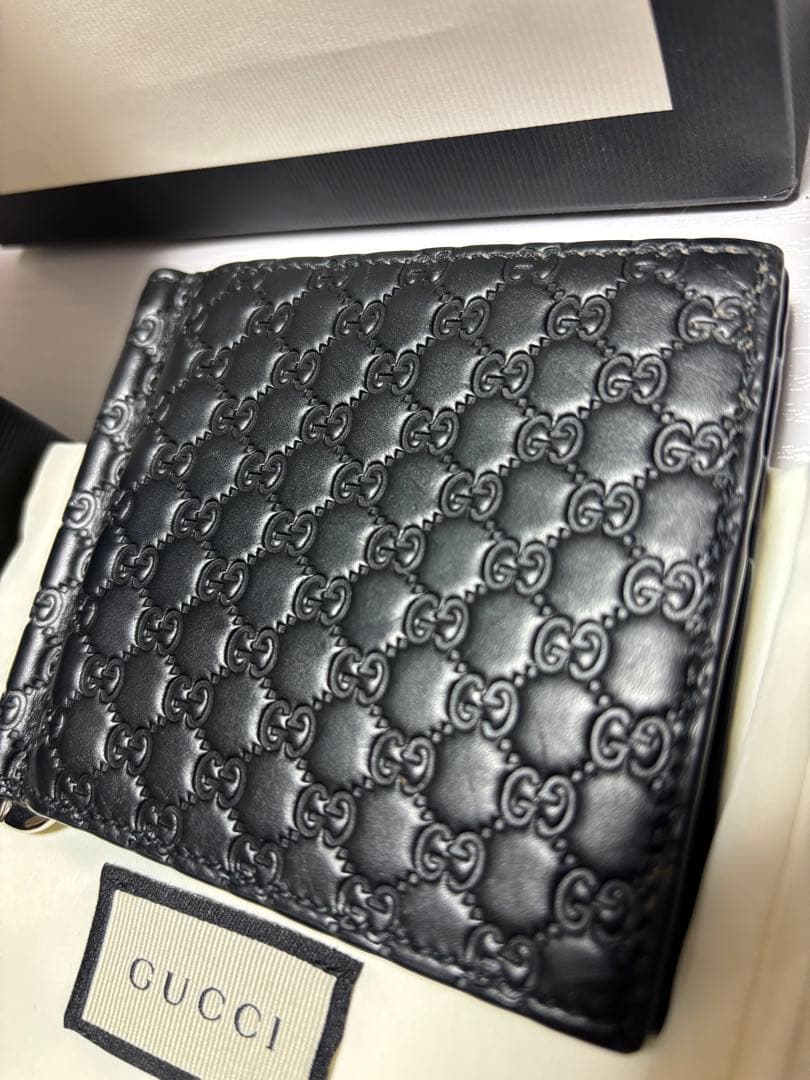 グッチ　マネークリップ　マイクロシマレザー