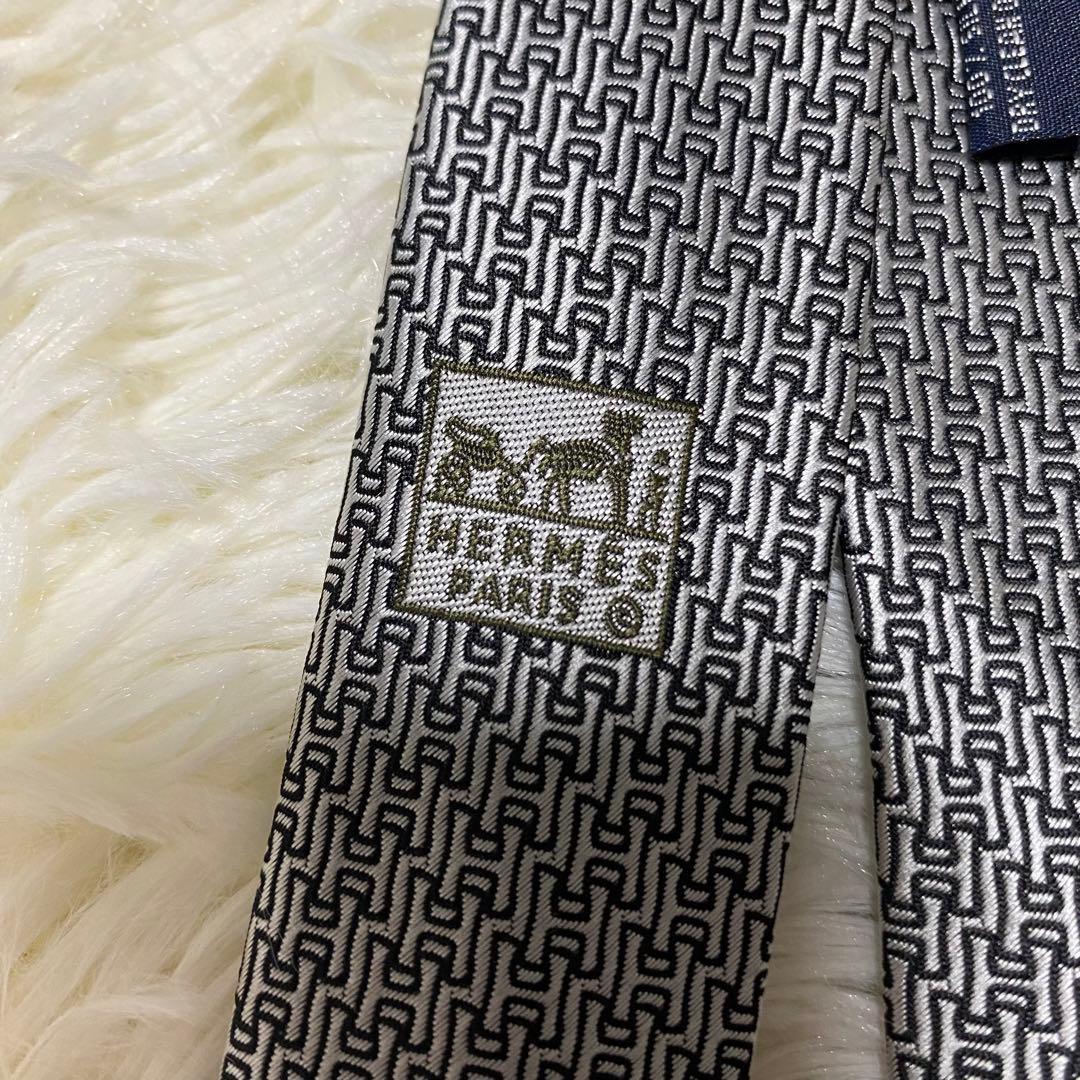 HERMES エルメス ネクタイ H柄 シルバー系 ファソネ 結婚式　成人式