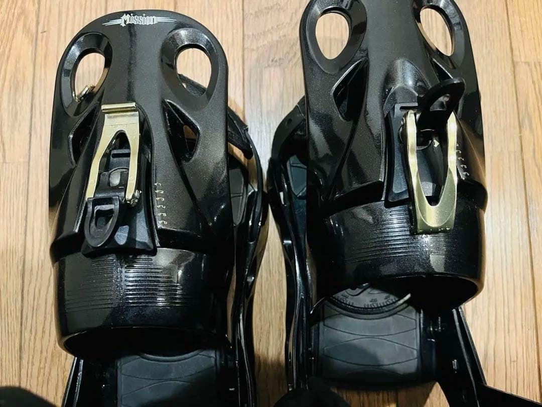 バートンBURTON スノーボードビンディングMission Mサイズ