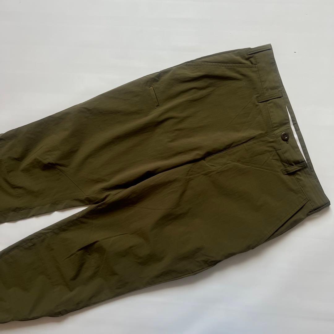 BEAMS GOLF ビームスゴルフ　裾ジップ　ジョガーパンツ　メンズ　カーキ