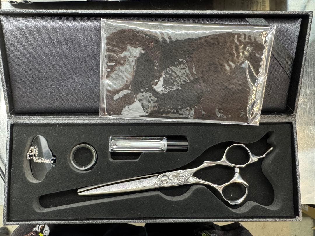 トラックスシザー　PEACE 川畑タケル