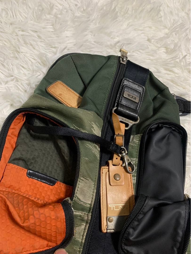 TUMI トゥミ 22318SCH ALPHA BRAVO ボディーバック　迷彩