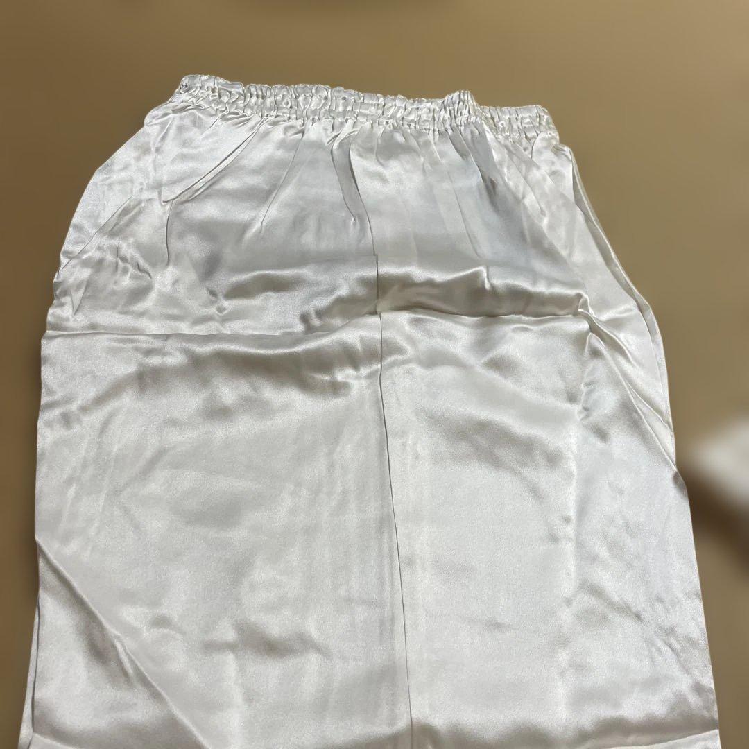 テ*)様 ワコール　シルク　絹　パジャマ　刺繍　ケセラ　花柄