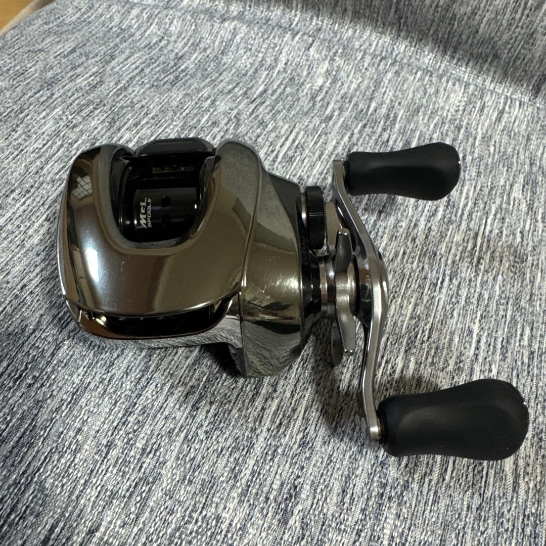 美品　シマノ　２５アンタレス　101HG