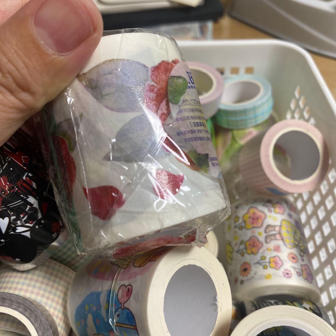 カラフルなデザインのマスキングテープセット