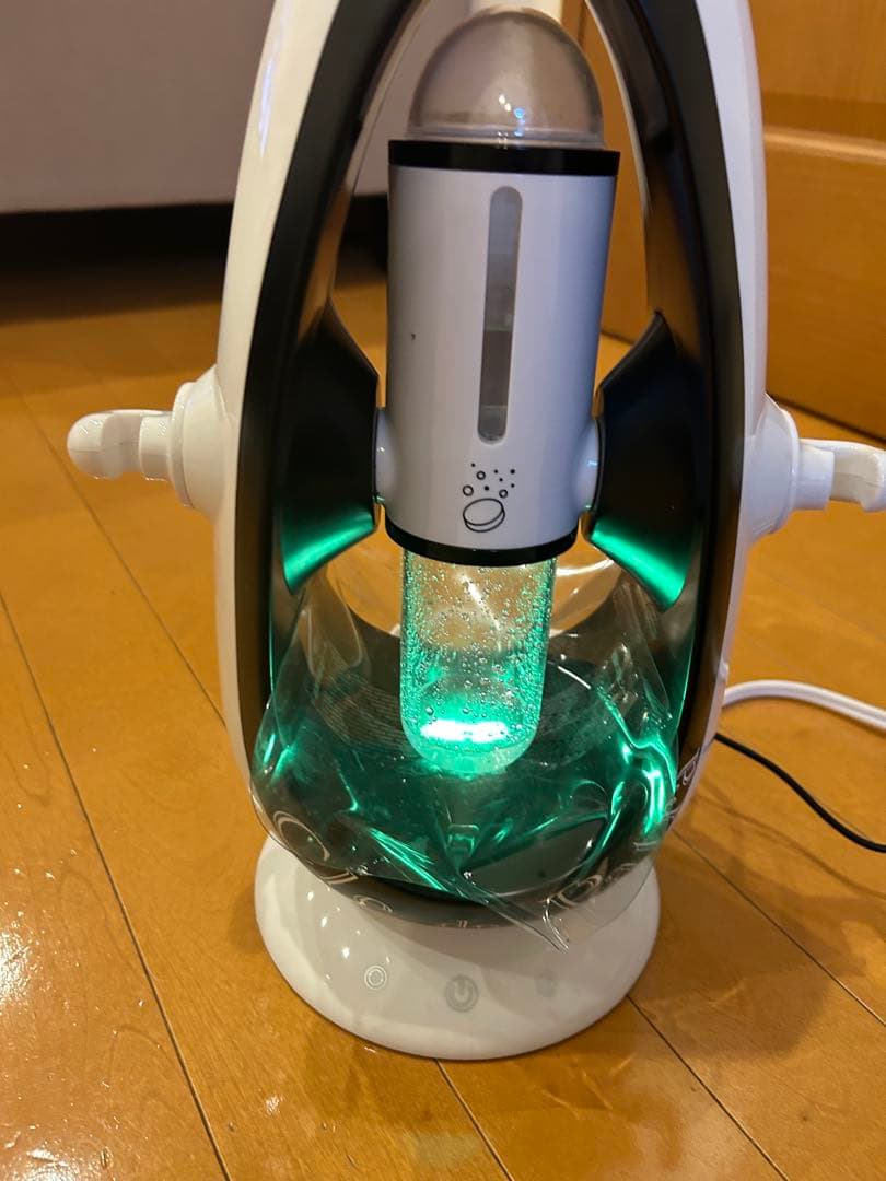 毛穴炭酸洗浄クレドゥパトラ ハイドロフェイシャルCICA