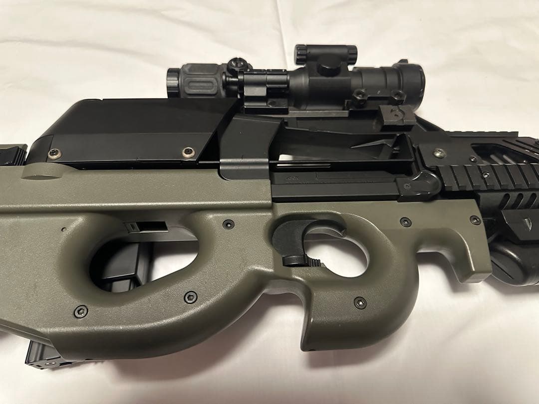 ケ*シ様 【カスタム済】東京マルイ P90 電動ガン エアガン 攻殻機動隊風