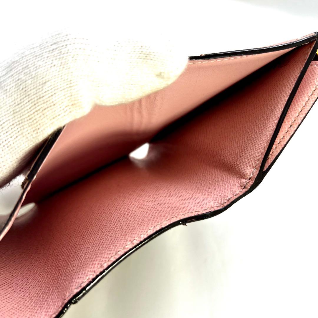 ルイヴィトン モノグラム ポルトフォイユ ゾエ ローズバレリーヌ M62932