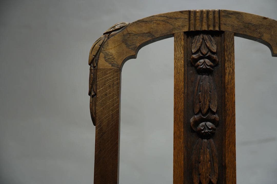 フランスアンティーク　アールデコ　装飾　アンティーク　オーク材　木味の良い椅子