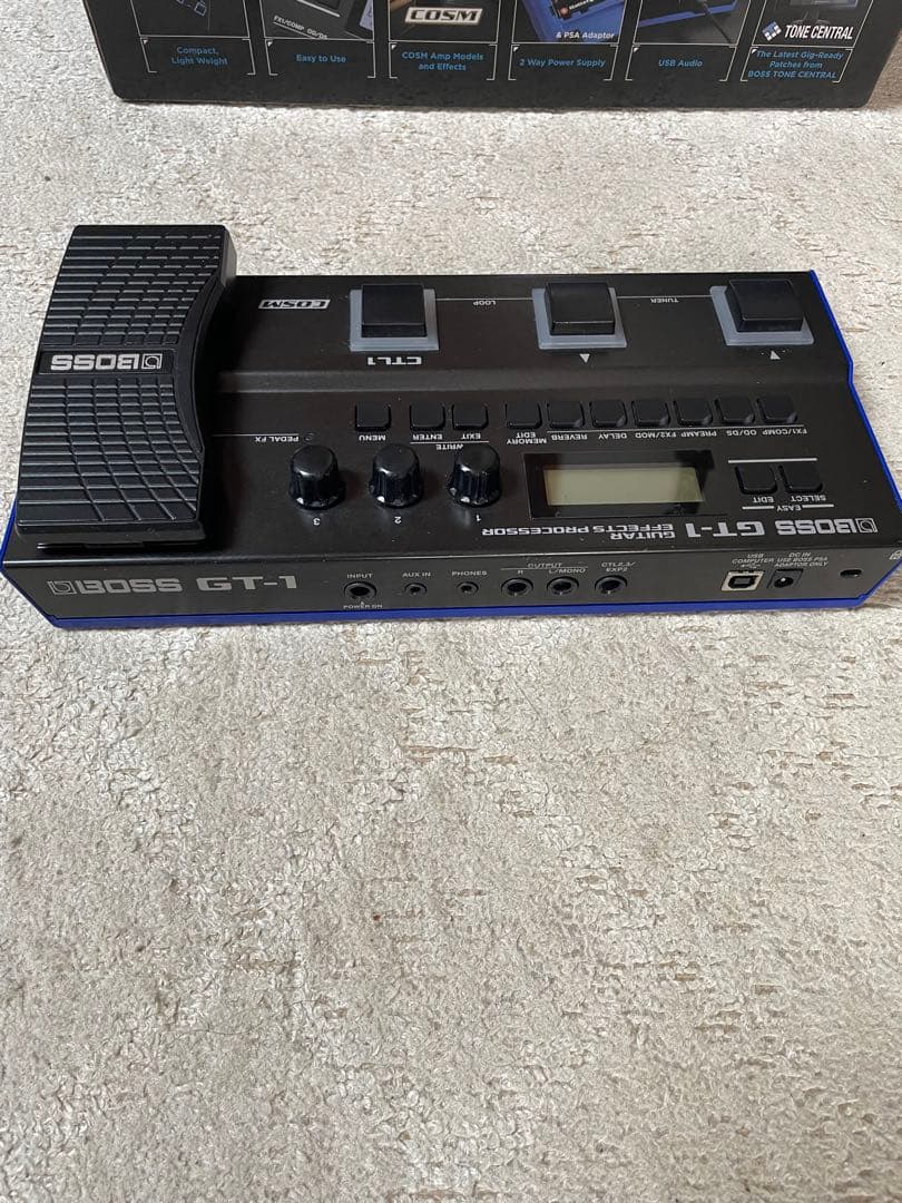 BOSS GT-1 デジタルギターエフェクター