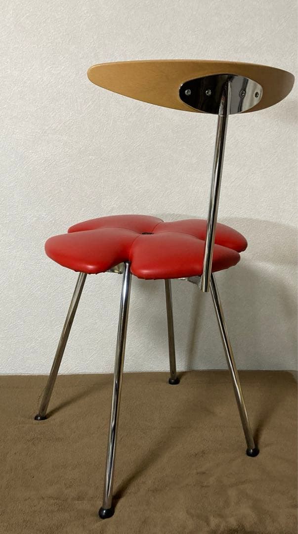 エフェゼッタ　effezeta クローバーリーフチェアー　フラワーチェアー　赤