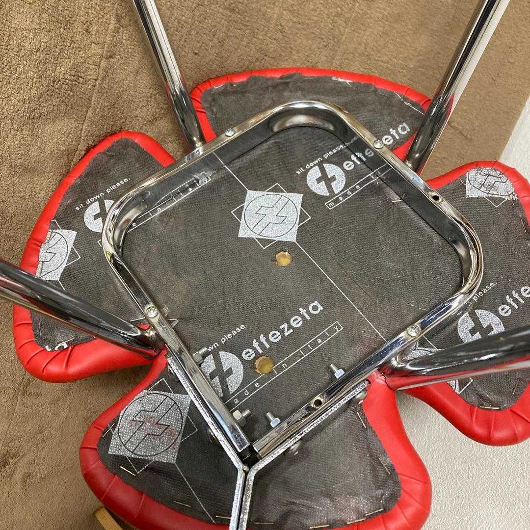 エフェゼッタ　effezeta クローバーリーフチェアー　フラワーチェアー　赤