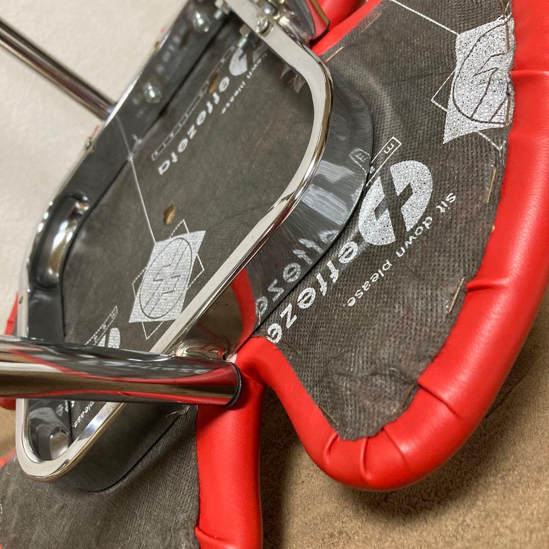 エフェゼッタ　effezeta クローバーリーフチェアー　フラワーチェアー　赤