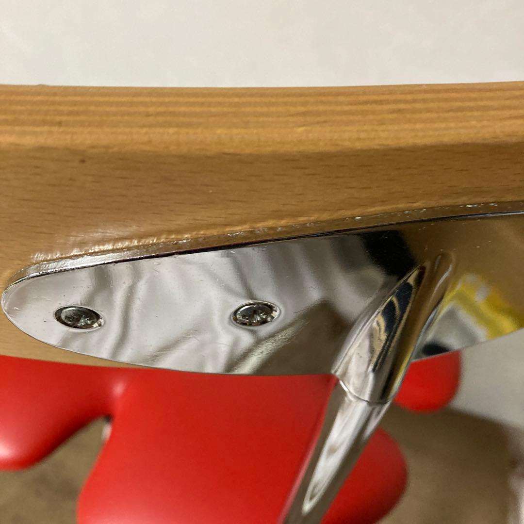 エフェゼッタ　effezeta クローバーリーフチェアー　フラワーチェアー　赤