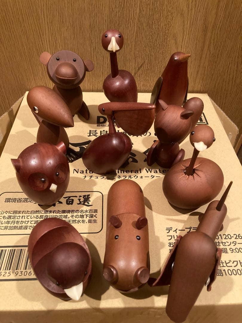 千趣会 ロイヤルペット　雑貨 木製動物フィギュアセット 11点　置物　インテリア